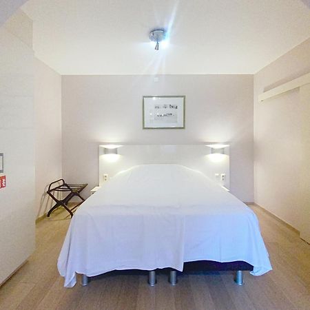 Gastenkamers Centersuites 오스트두인케르케 외부 사진