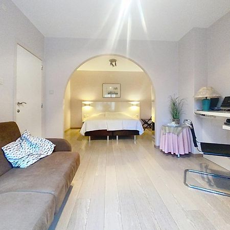 Gastenkamers Centersuites 오스트두인케르케 외부 사진