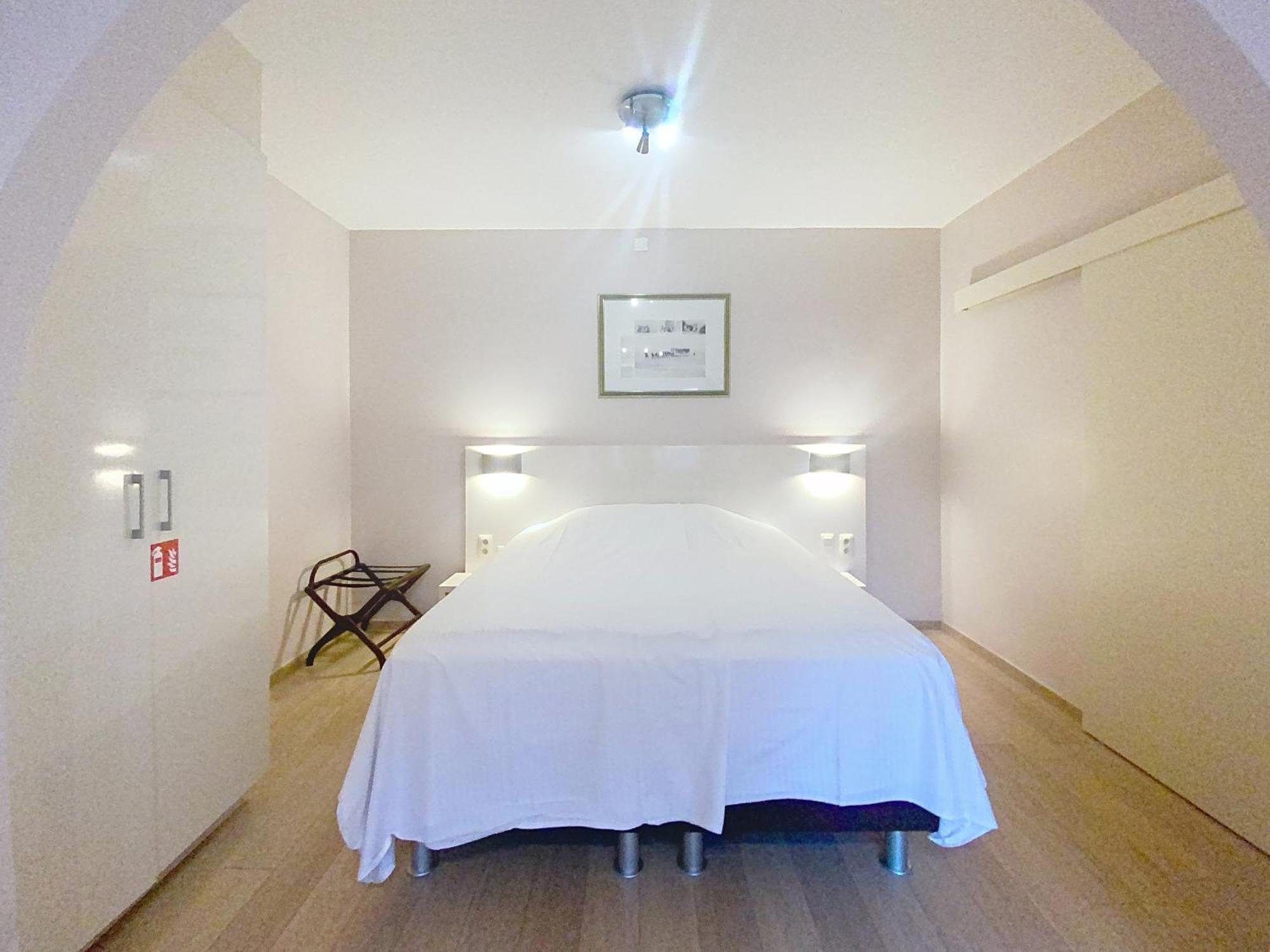 Gastenkamers Centersuites 오스트두인케르케 외부 사진